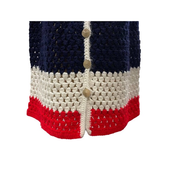 Vintage Womens Crochet Afghan Cape Shawl Navy Red Button Front OS - Picture 4 of 7